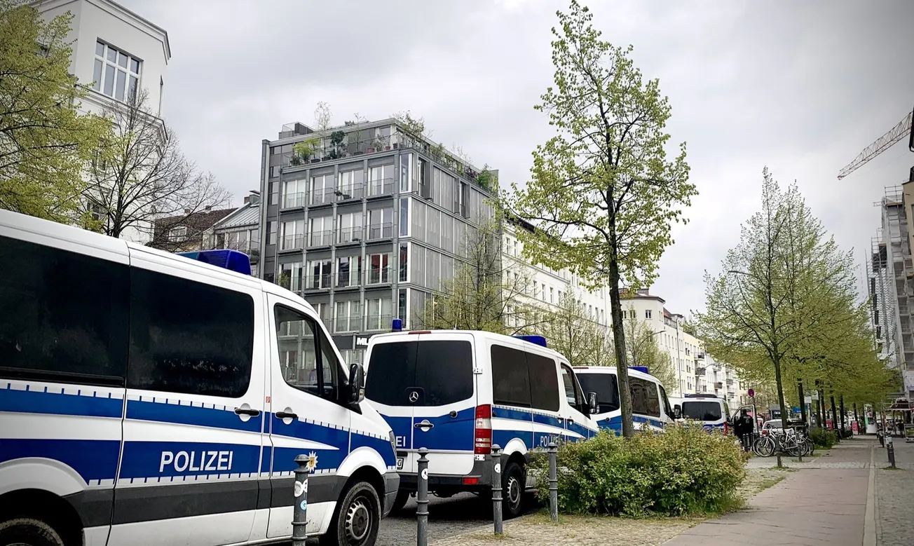 Arrestan a dos hombres en Alemania vinculados a tráfico de inmigrantes