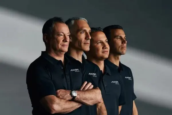 Los astronautas de Axiom Space que subirán a la nave espacial de SpaceX con rumbo de la ISS el 9 de enero de 2024.
