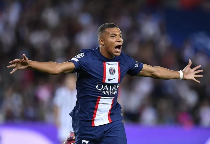 ¿Mbappé va al Real Madrid?