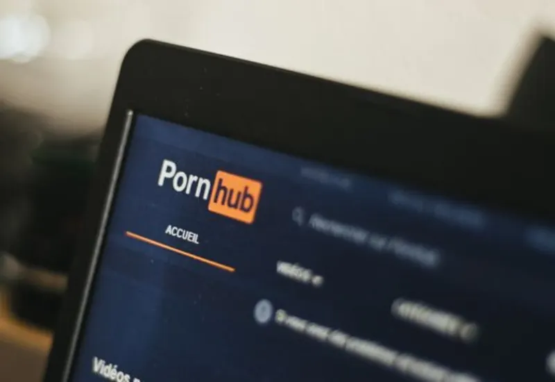 pornhub contenido tráfico sexual