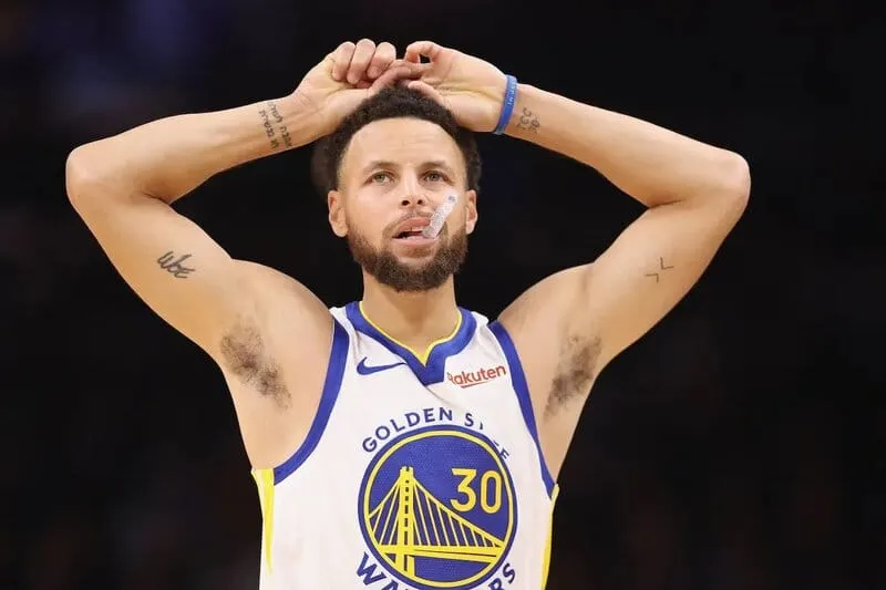 Racha de triples de Stephen Curry