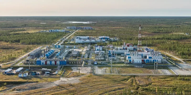 La planta petrolera Yuzhno-Russkoye, uno de los activos energéticos que Putin confiscará de países "no amistosos" con respect
