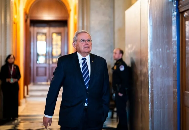 Menéndez acusaciones soborno