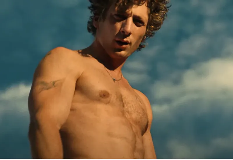 Jeremy Allen White Calvin Klein