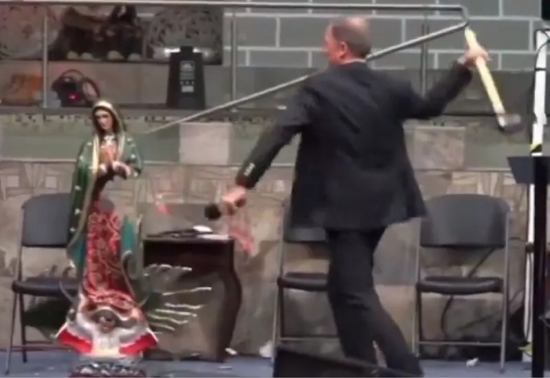 pastor destruye virgen de guadalupe