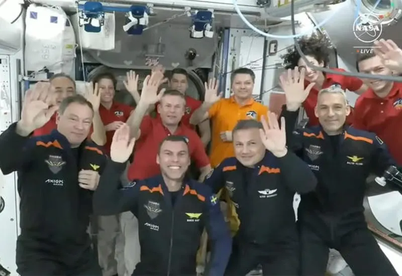 La ISS rompe récords al tener astronautas de 8 nacionalidades distintas a bordo, gracias al reciente acoplamiento de la Space