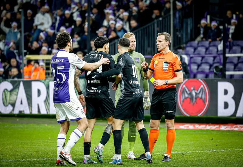 Partido entre el Anderlecht y Genk