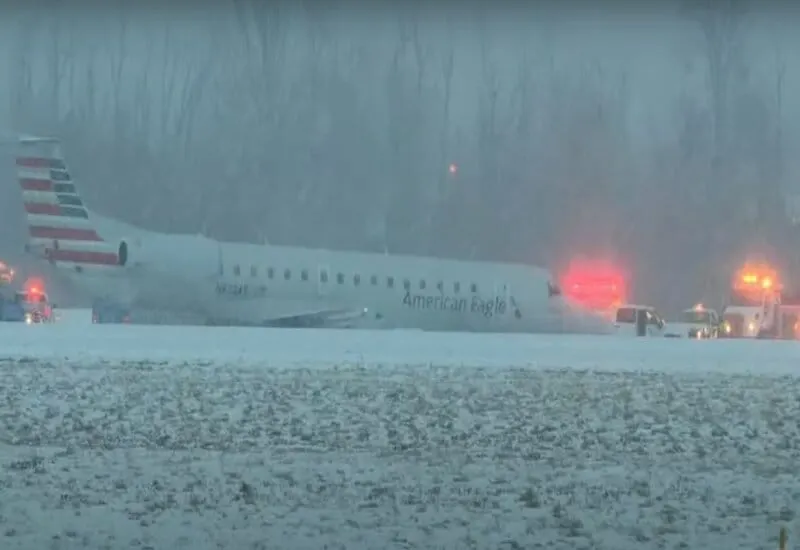 Avión salió de la pista