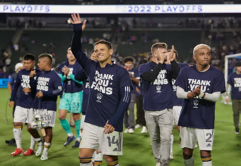 Chicharito Hernández Chivas