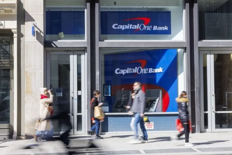 Capital One y Discover