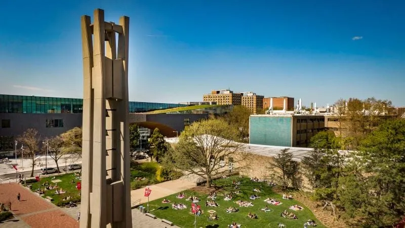 Fachada de Temple University