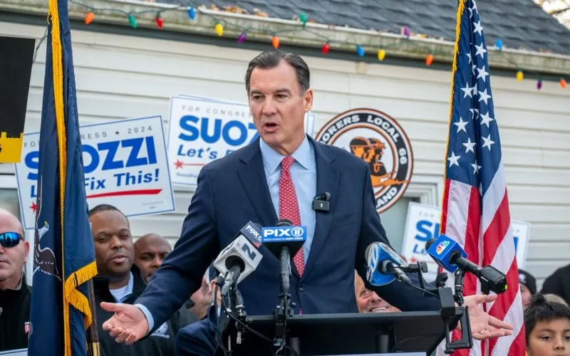 tom suozzi nueva york