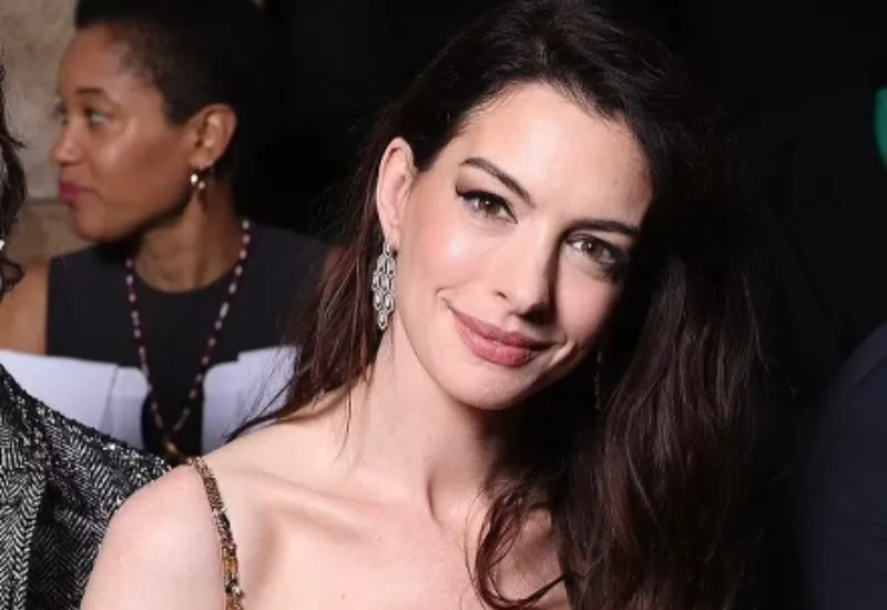 anne hathaway aborto