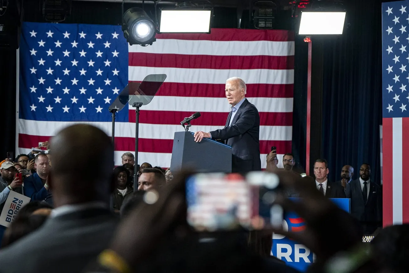 Grupo demócrata del Senado reserva 239 millones para defender escaños en siete estados