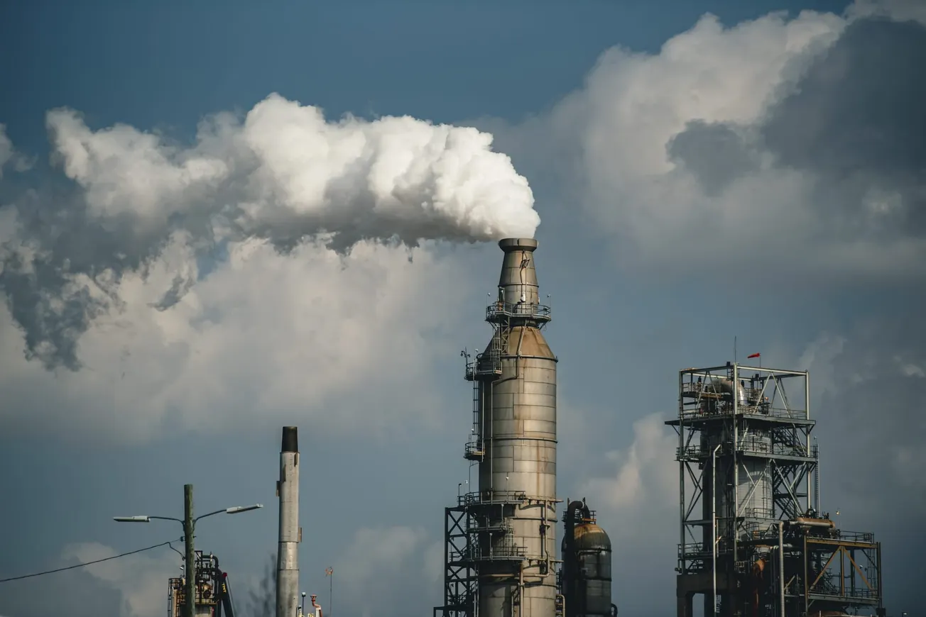 SEC impone divulgación de riesgos climáticos a empresas estadounidenses