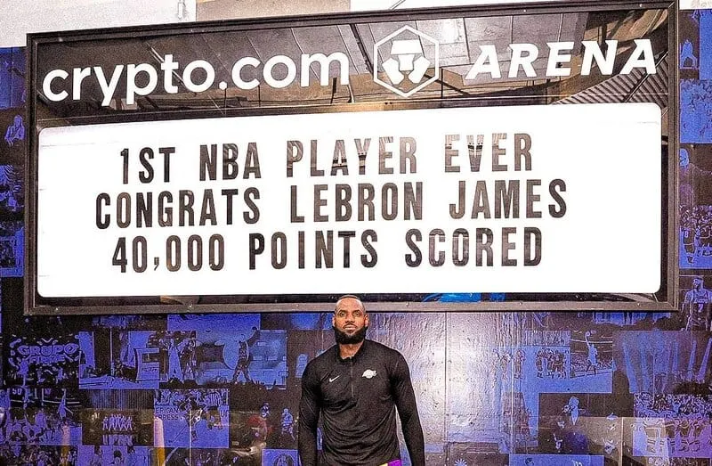 LeBron James puntos NBA