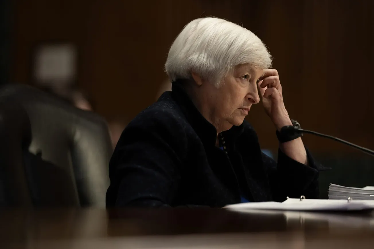 Yellen advierte que el crecimiento industrial en China es nocivo para la economía mundial