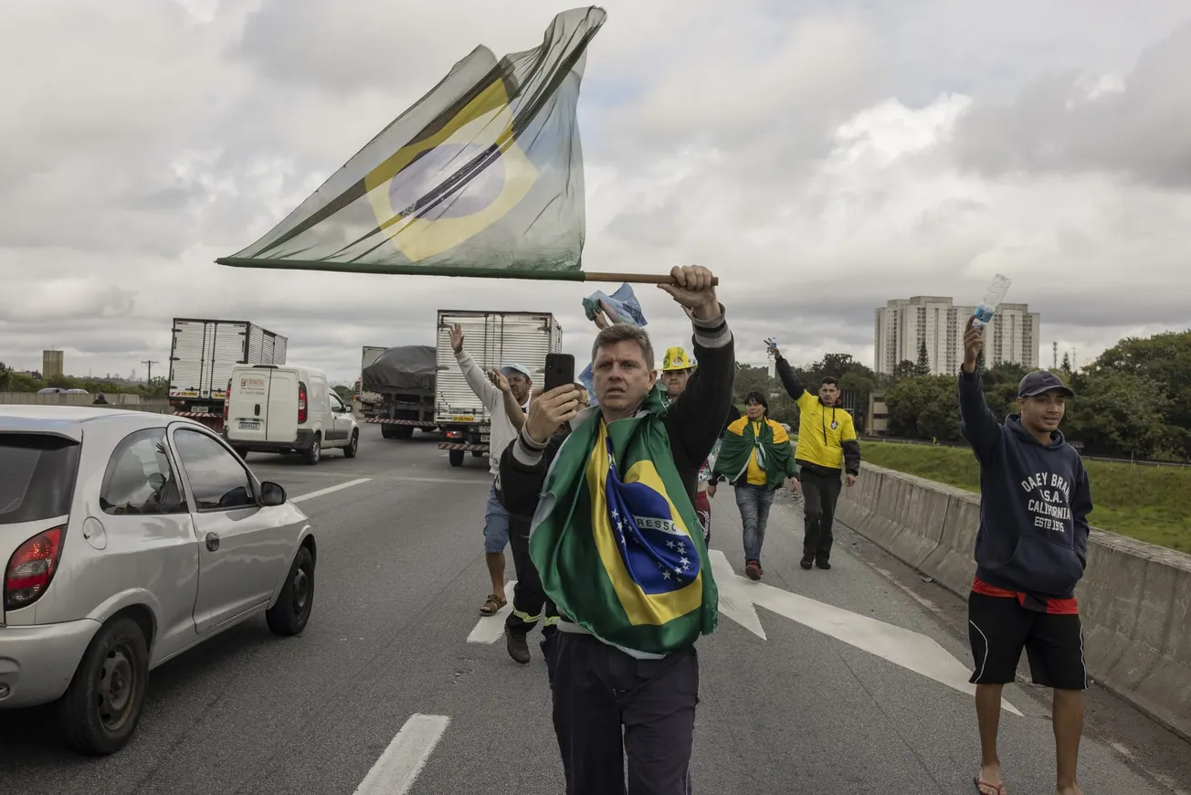 El golpe de Estado de 1964 en Brasil proyecta su larga sombra sobre Lula