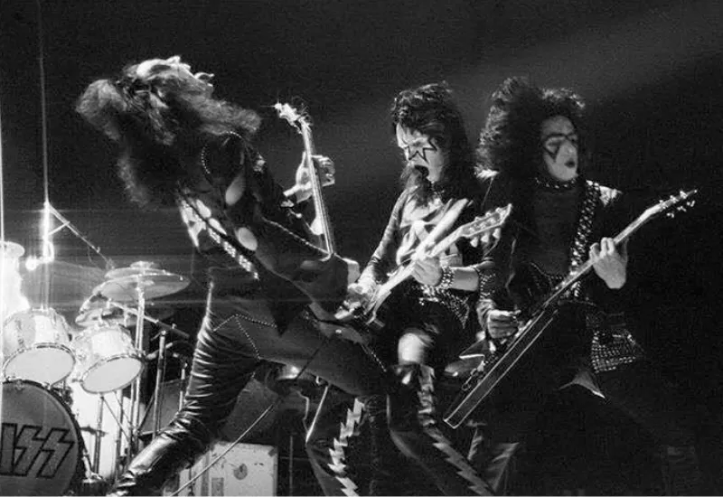 Kiss rock