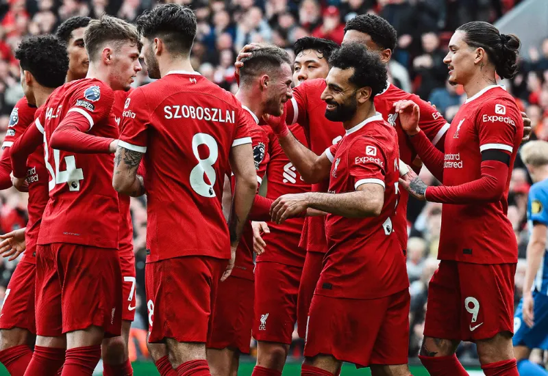 El Liverpool toma el liderato en la Premier League a ocho jornadas del final
