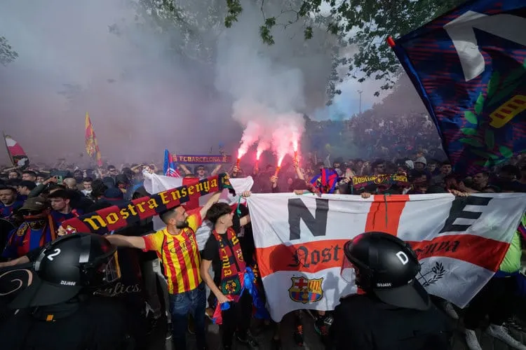 El Barcelona deberá pagar €32.000 por comportamiento racista de hinchas