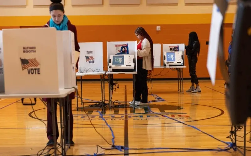 latinos biden trump votantes latinos