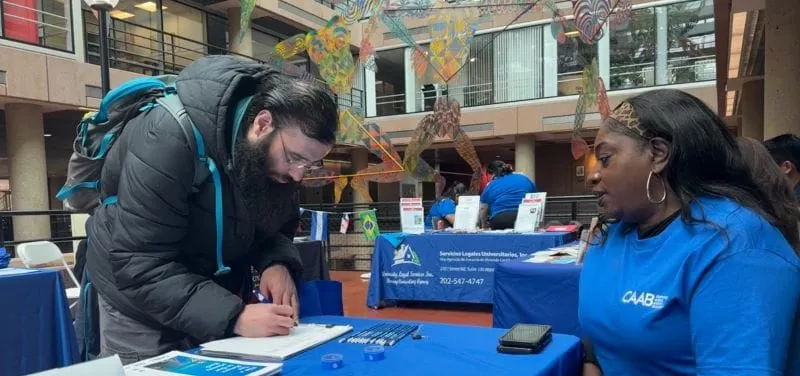 CAAB recibirá un millón de dólares para ayudar a los más pobres