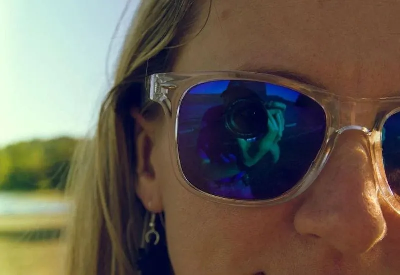 Usar lentes de sol sin protección UV pueden causar daños severos en la vista