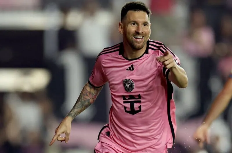 ¿Messi jugará en Orlando? Lesión de rodilla pone en riesgo su participación