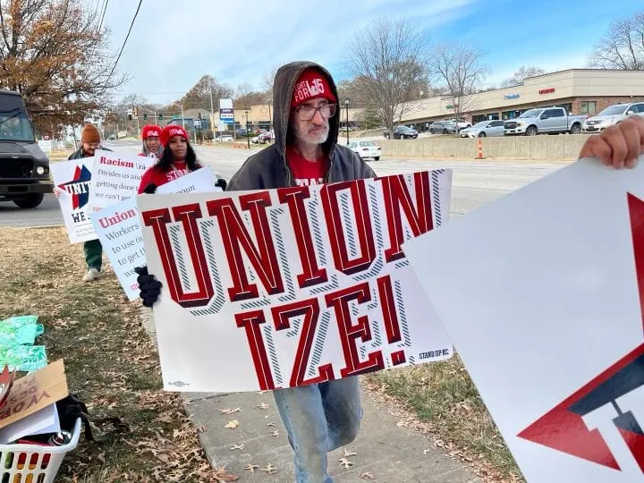 licencia por enfermedad paga.