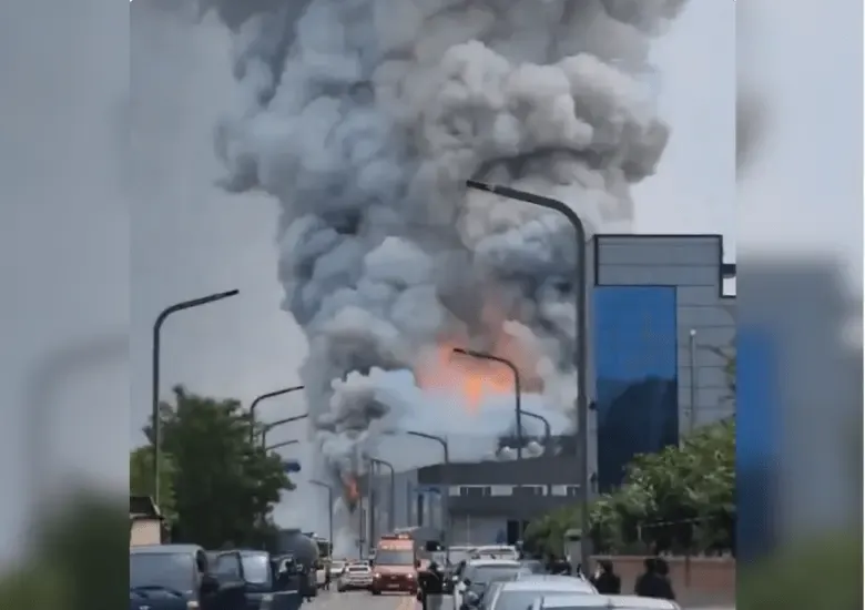 Incendio en una fábrica de baterías de litio en Corea del Sur dejó 22 muertos