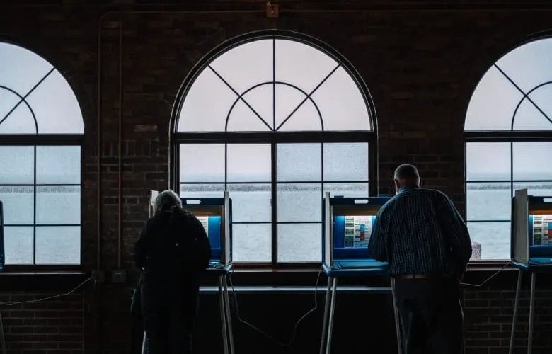 harris elección encuesta trump