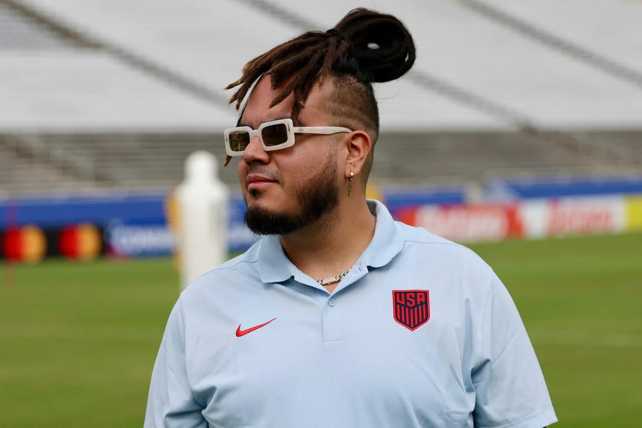 La historia de David Marulanda, el latino detrás de los looks de la selección de fútbol de EEUU y el Dibu Martínez