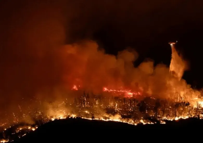 Incendio forestal en California provocó evacuaciones y quema de 19.000 acres