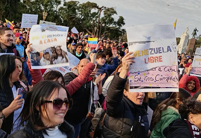 Denuncian irregularidades en algunos centros de votación en Venezuela. Te contamos como transcurre el día electoral