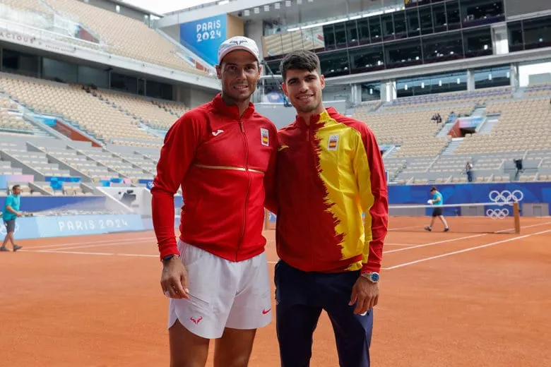 Novak Djokovic, Rafa Nadal y Carlos Alcaraz luchan por el oro en París 2024