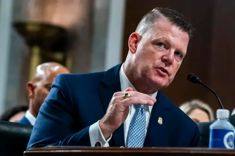 Director del Servicio Secreto admitió la responsabilidad de los fallos en la seguridad durante el atentado a Trump