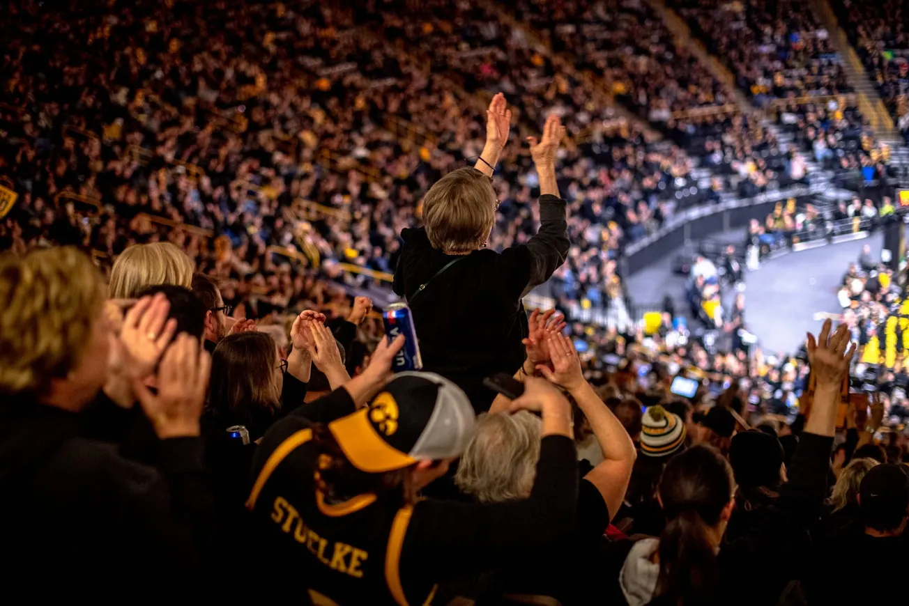 La WNBA firma acuerdo histórico de $2.200 millones por derechos de transmisión