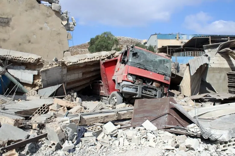 Ataque israelí mata al menos a 10 personas en el sur del Líbano