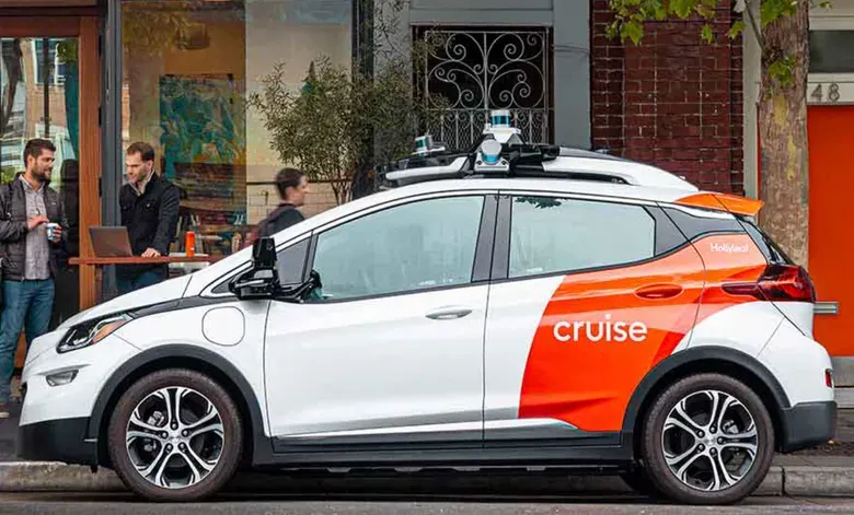 Uber y General Motors firmaron un acuerdo para ofrecer viajes sin conductor