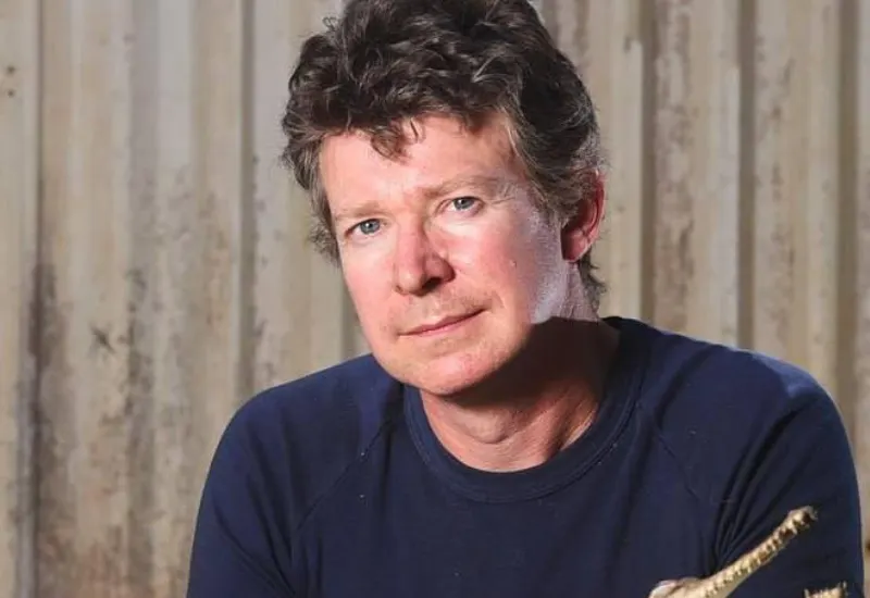 Zoólogo de NatGeo abusó sexualmente de perros y grabó abusos en la "sala de tortura"