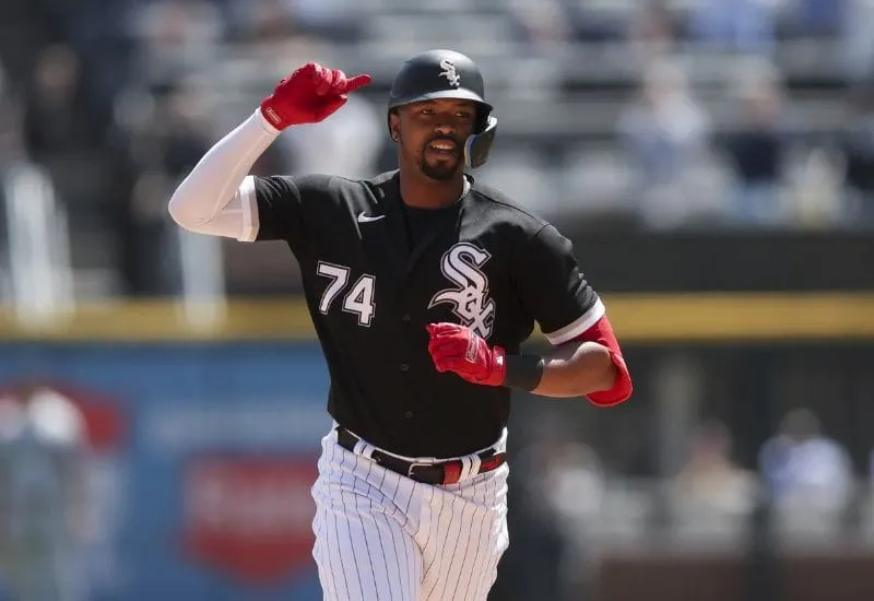 White Sox traspasan a Eloy Jiménez a los Orioles por $4 millones