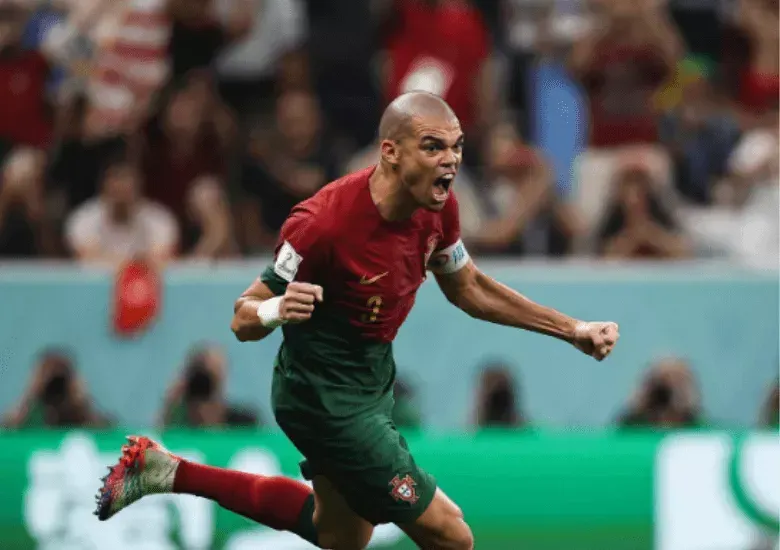 Pepe, leyenda del Real Madrid, se retira a los 41 años