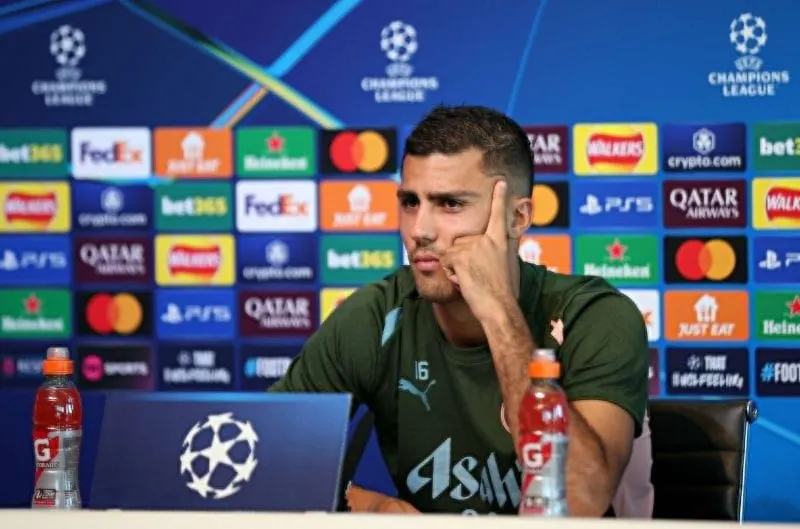 Rodri sugiere que futbolistas están al borde de la huelga por calendario insostenible