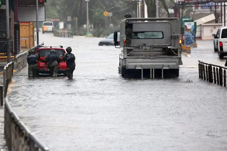 Las inundaciones también afectan tu salud: ¿Cómo protegerte?