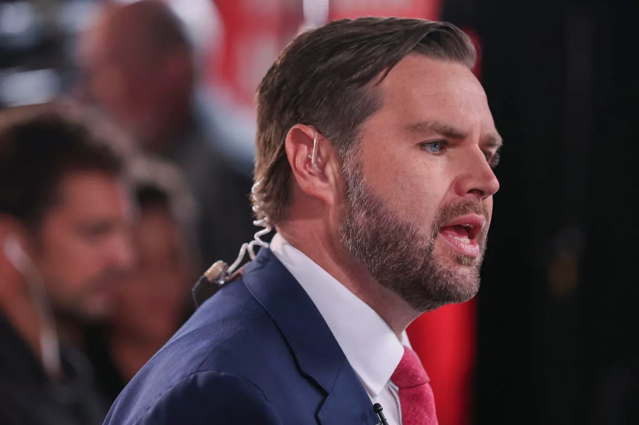 J.D. Vance y el cuento del lobo disfrazado de oveja