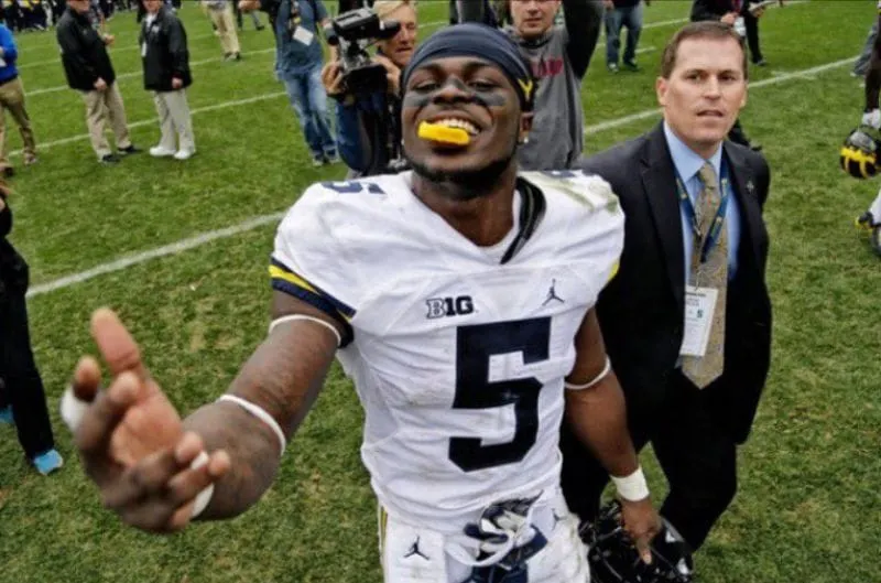 Escándalo sacude a los Patriots: arrestan al capitán Jabrill Peppers