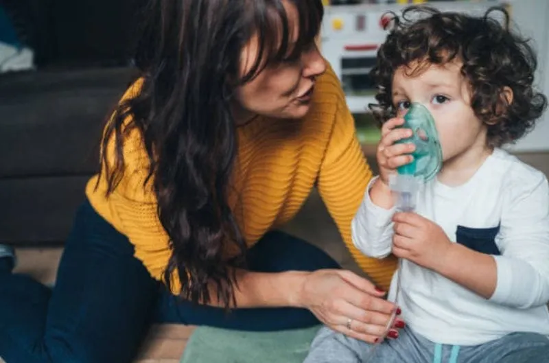 Mycoplasma pneumoniae causa incremento en neumonía infantil en Estados Unidos