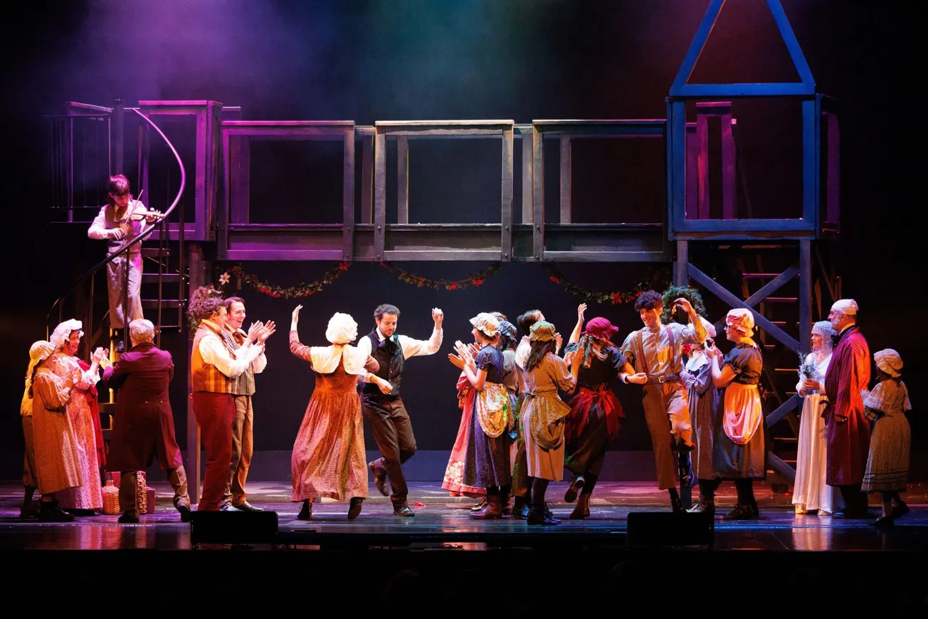 A Christmas Carol de Maryland Ensemble Theatre regresa al Centro de Artes Weinberg