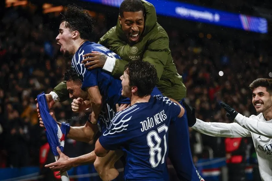 Colapso, remontada y perfección en la Champions League